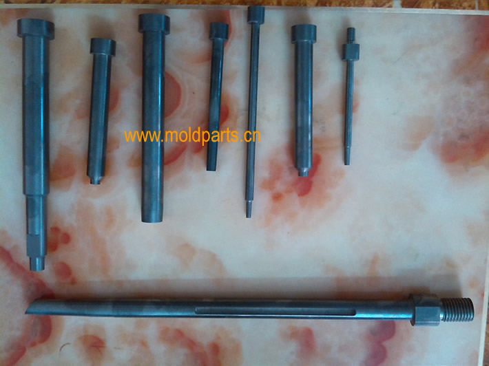 東莞大翔模具配件有限公司專業生產壓鑄模型芯，壓鑄模型芯的材質、熱處理、硬度、標準、型號等詳情說明和介紹，您可以通過本頁面下單留言或者發送詢/報價