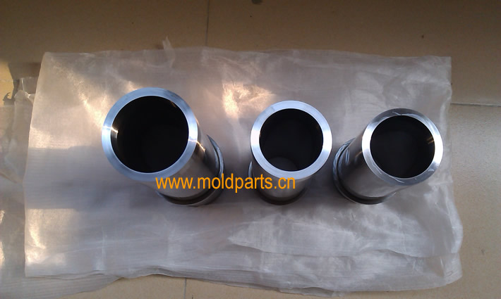 東莞大翔模具配件有限公司專業生產擠料筒，擠料筒的材質、熱處理、硬度、標準、型號等詳情說明和介紹，您可以通過本頁面下單留言或者發送詢/報價